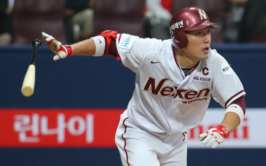 넥센 구단은 서건창이 지난해 연봉 2억6천만원에서 53.9% 오른 4억원에 계약을 마쳤다고 10일 발표했다. 사진=연합뉴스